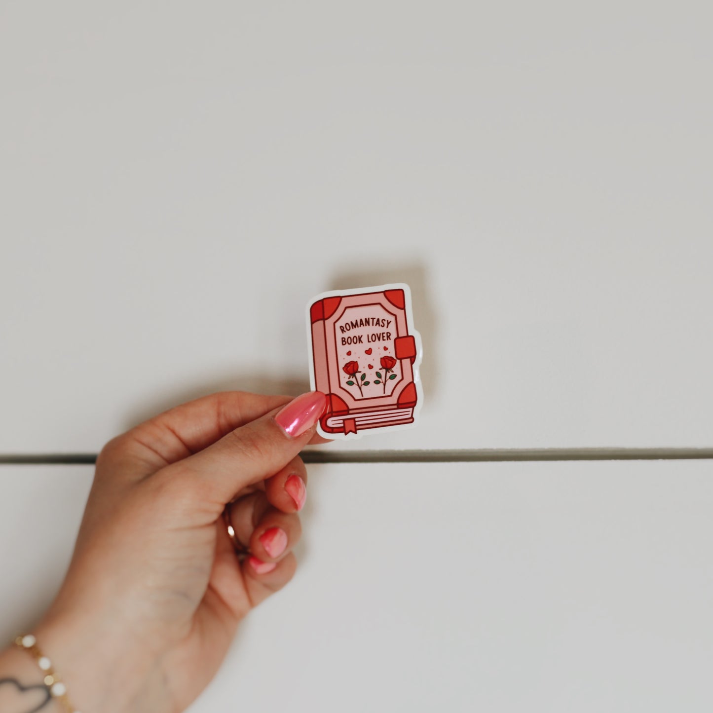 romantasy book lover • Sticker