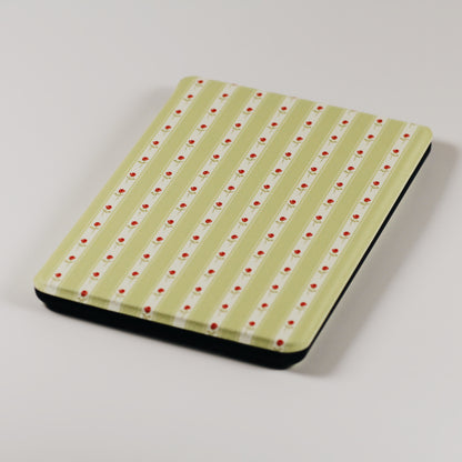 grandma’s wallpaper • Kindle case