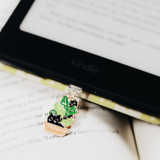 potted plant cat • Charm