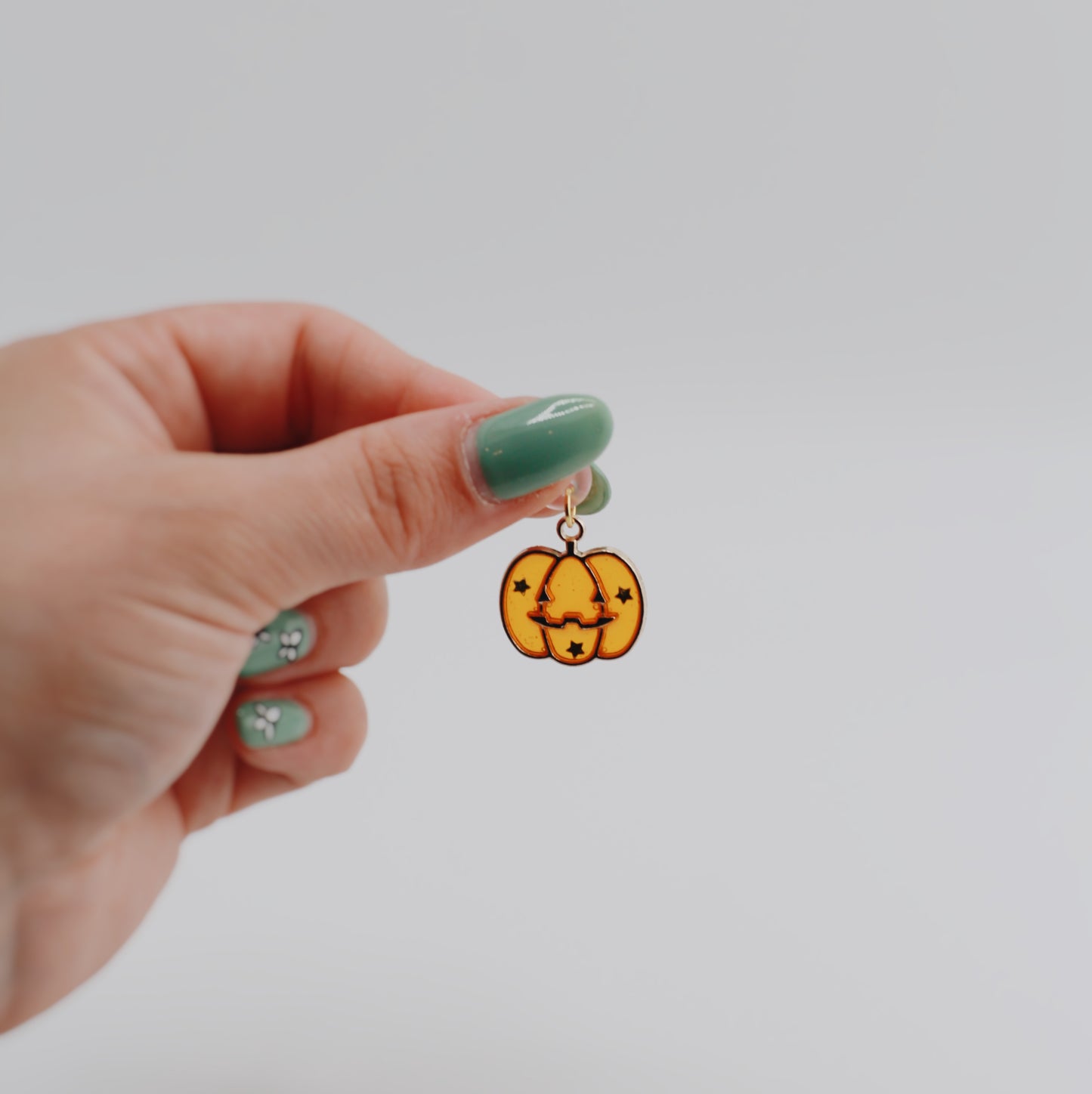 glitter pumpkin • Charm