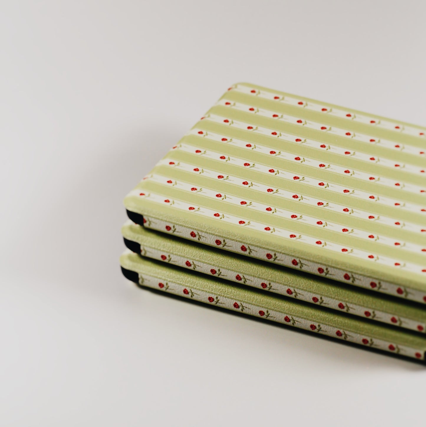 grandma’s wallpaper • Kindle case