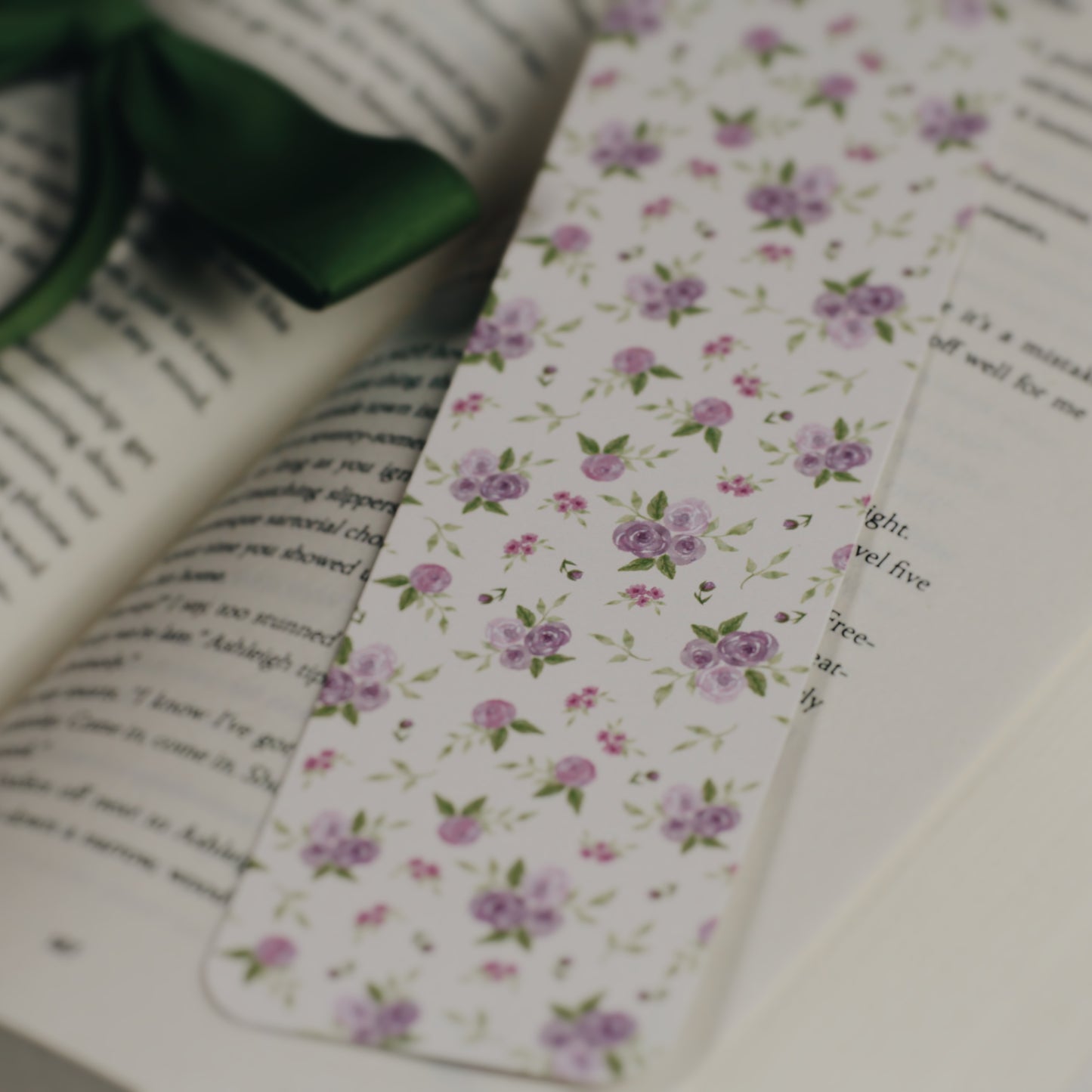 lavender roses • Bookmark
