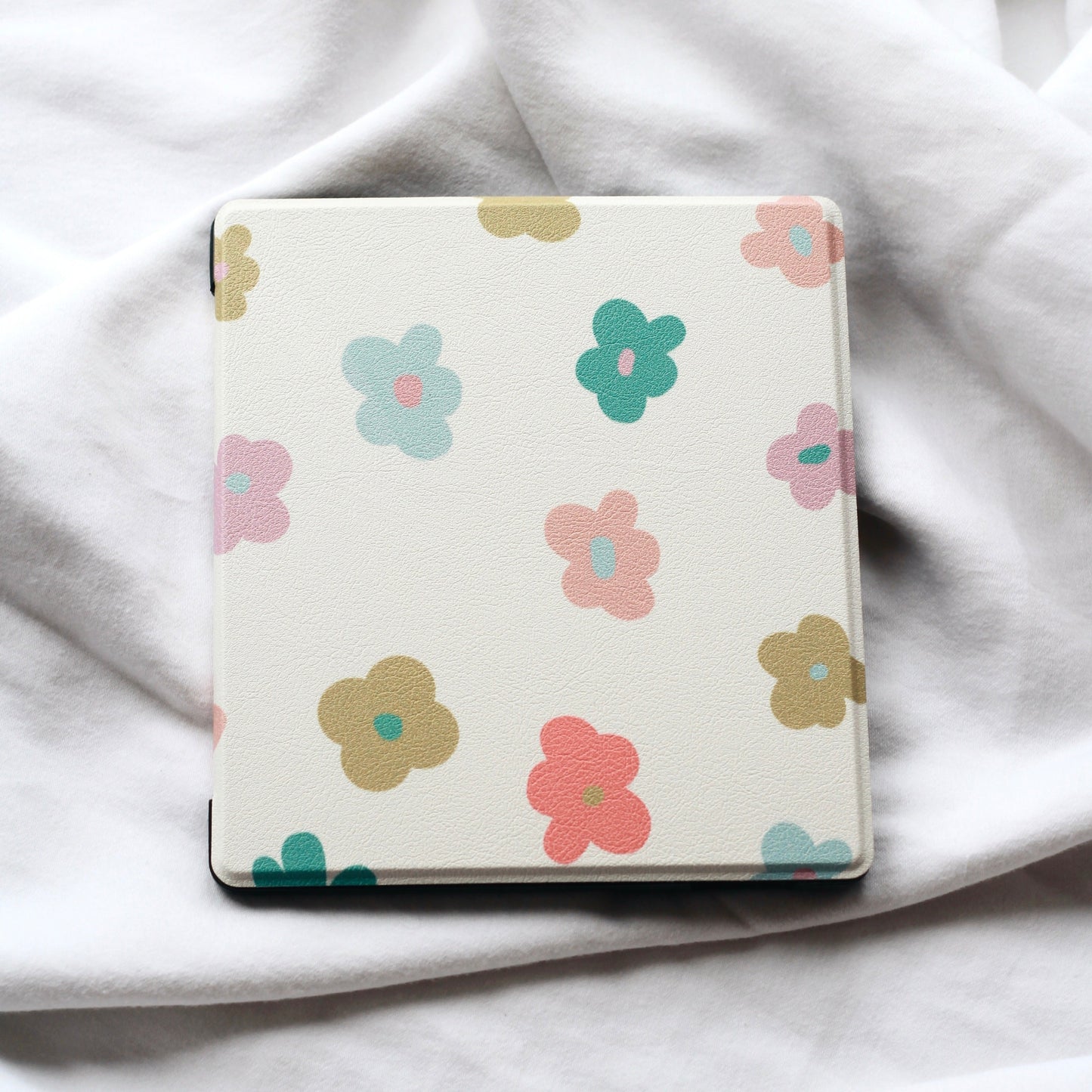 funky flowers • Kindle case